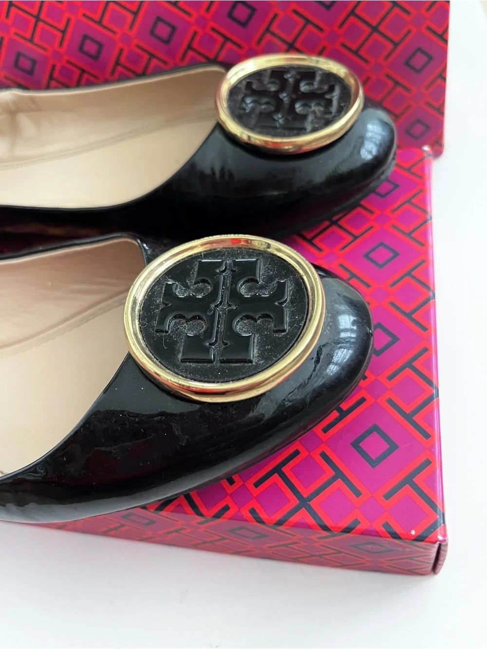 NICE Tory Burch Black Patent Leather Logo Ballet Flats Twiggie soft Womens Sz 8